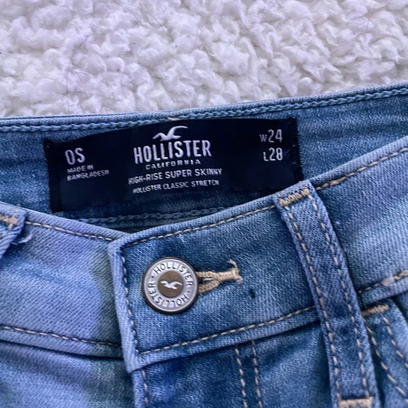 HOLLISTER Ripped Skinny Jeans - Picture 6 of 6